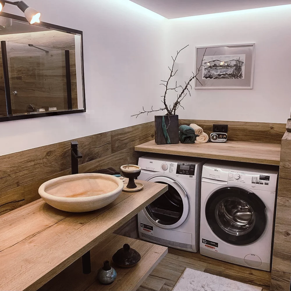 Badezimmerfliesen in Holzoptik