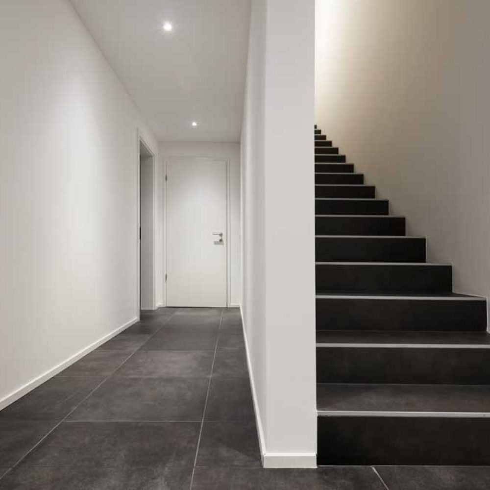 haris-fliesen-treppe-wohnanlage
